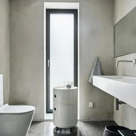 Architectural Simplicity With Vast Views *